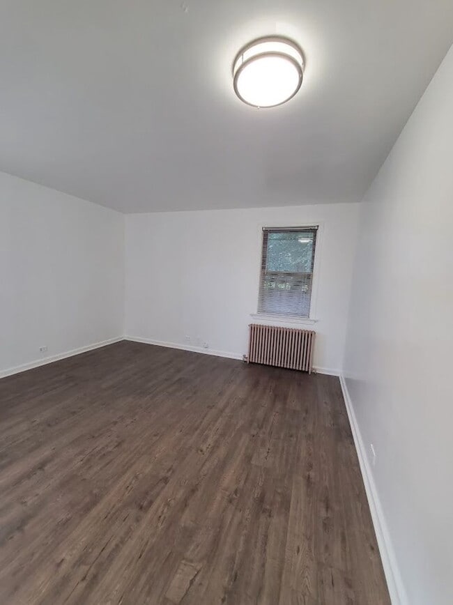 Building Photo - 116Guilden