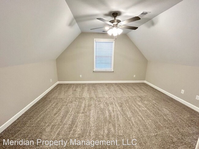 Building Photo - 4 br, 2.5 bath House - 8755 Shipp Cv