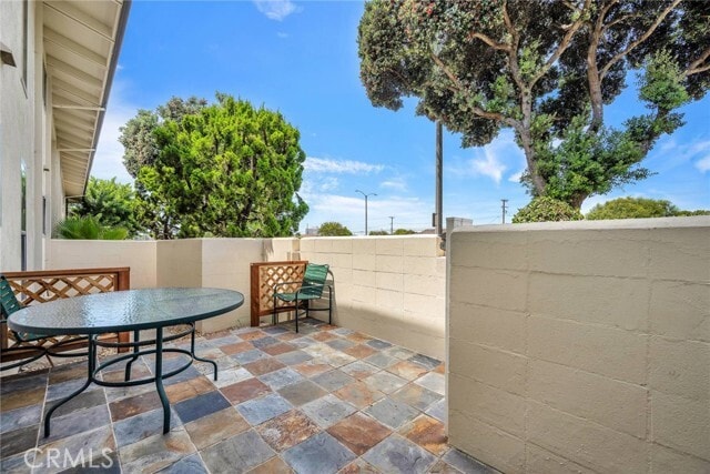 Building Photo - 3205 Merrill Dr