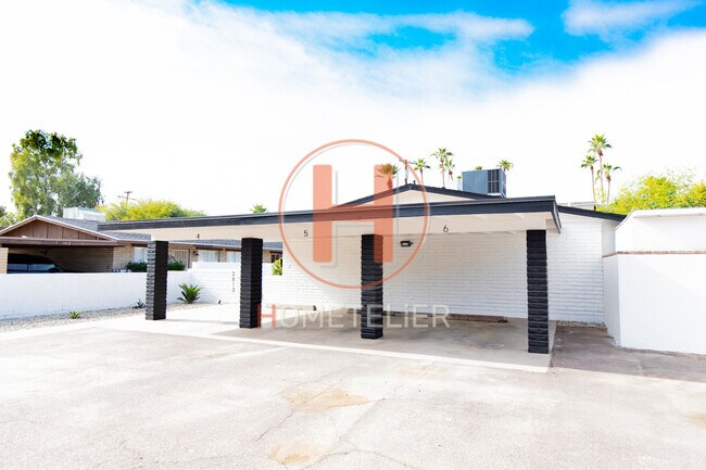 Building Photo - 2812 N 17th Pl