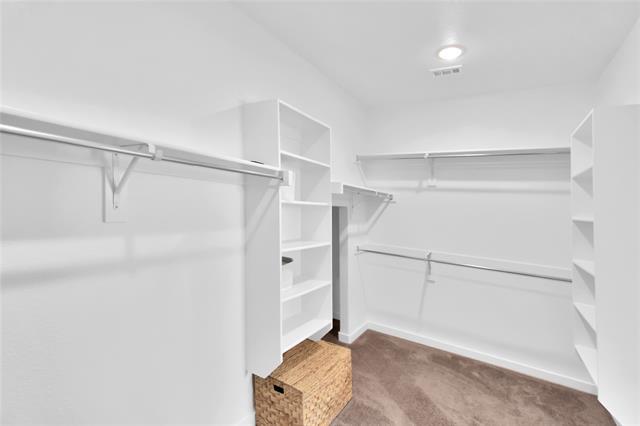 Building Photo - 1901 Crestwood Ln