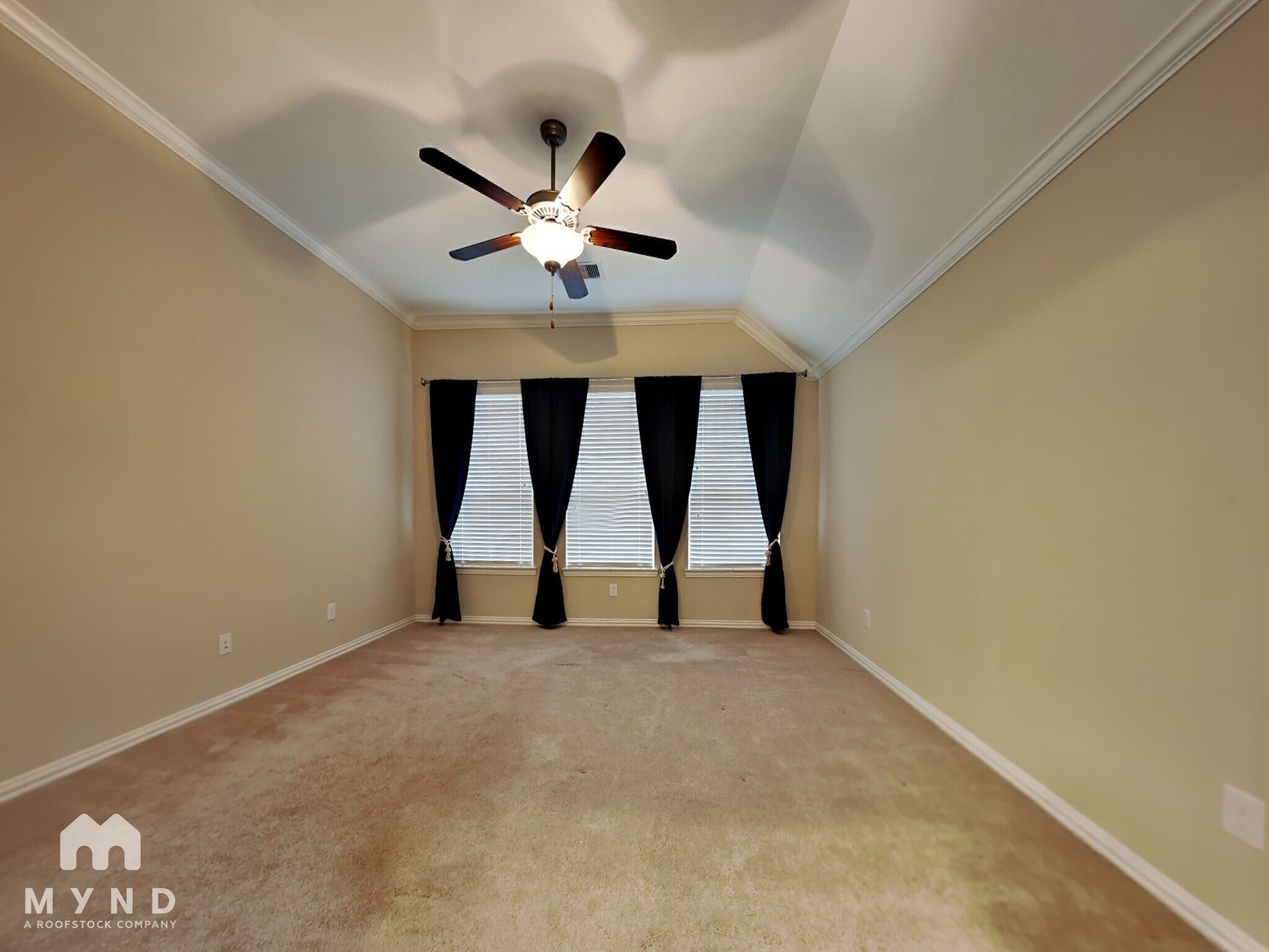 Building Photo - 2925 Fox Ledge Ct
