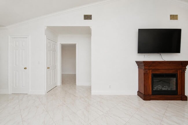 Building Photo - 9708 Erica Ct