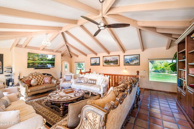 Building Photo - 7156 Oakmont Dr