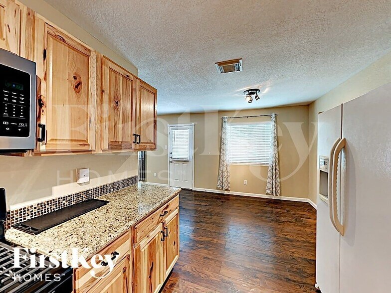 Building Photo - 3602 Willie Way