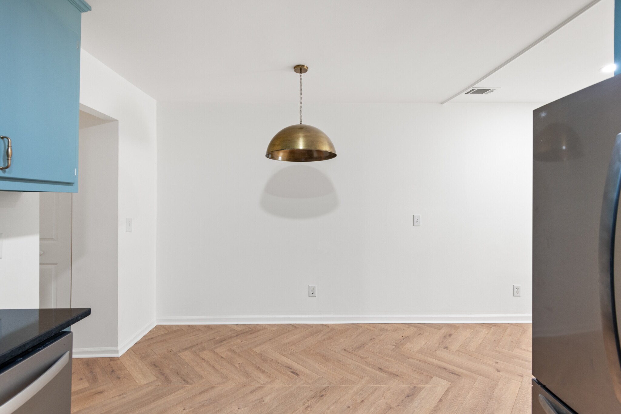 Building Photo - 907 Beaufort St