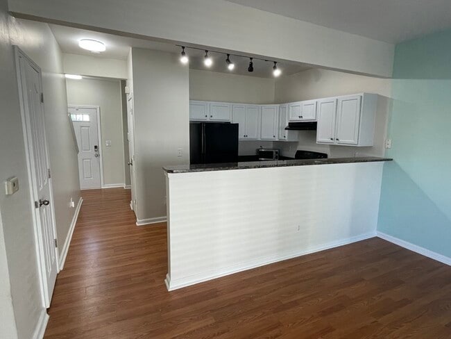 Building Photo - Charming 2 beds 2.5 bath in Charlotte!
