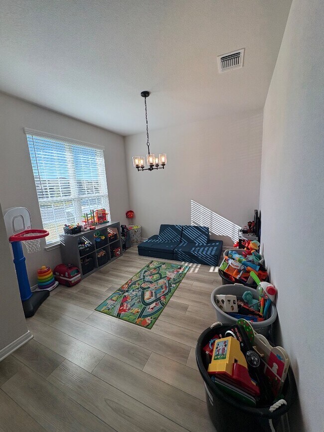 Building Photo - 10006 Cauthon Cv