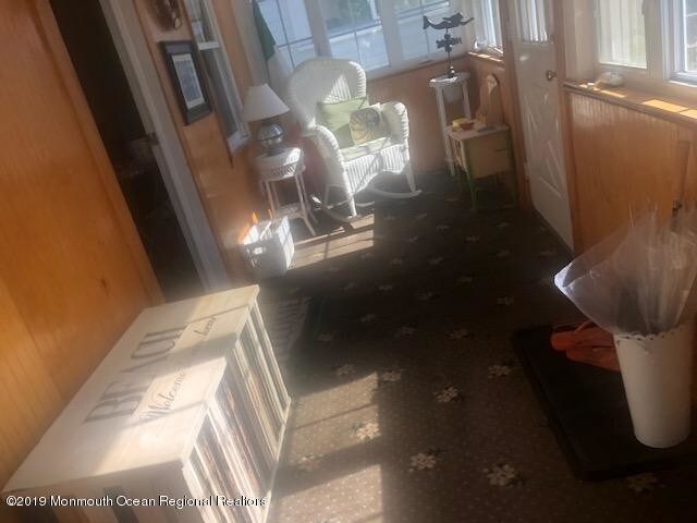 Building Photo - 1807 Greenwood Terrace