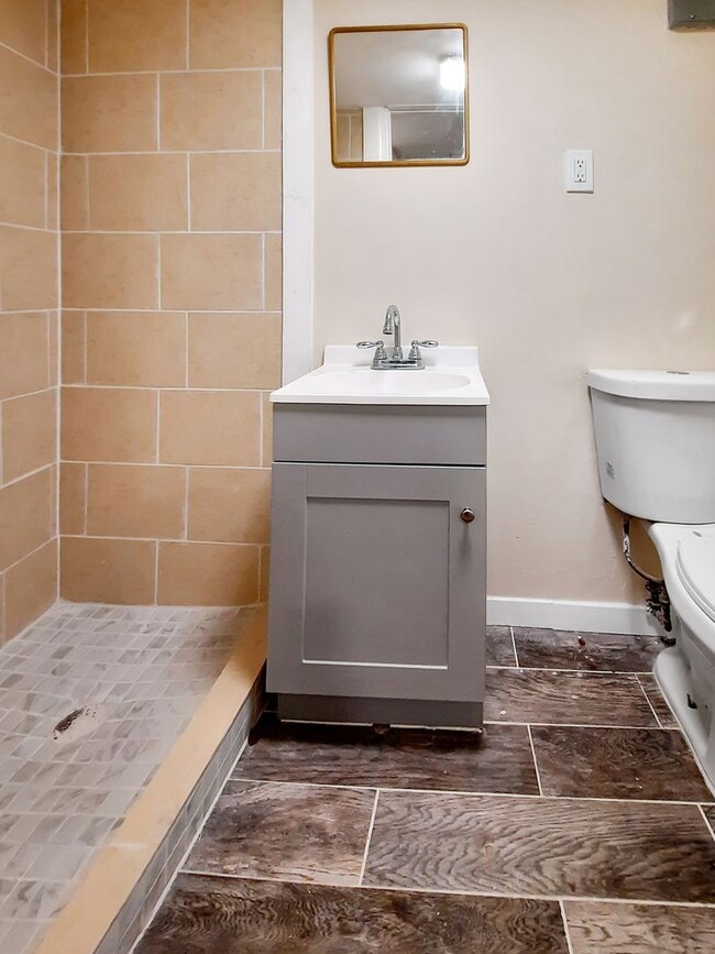 Building Photo - Spacious 4BR Rancher w/ Separate Basement space & Accessible Features – Sudbrook Park