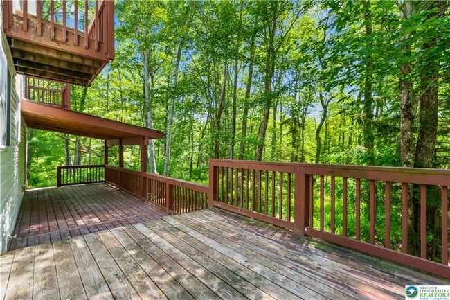 Building Photo - 1229 Fern Dr