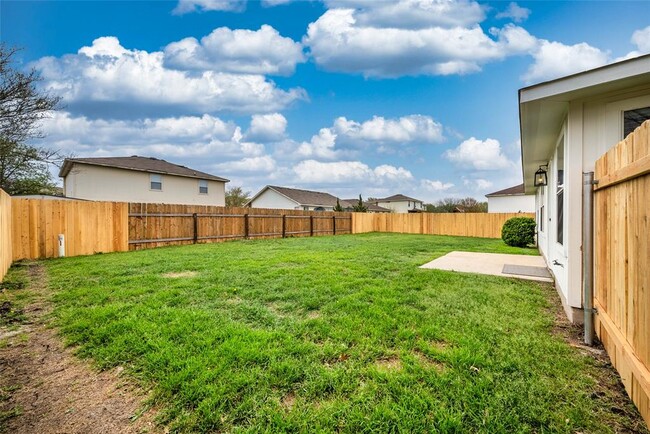 Building Photo - 2108 Boyer Dr