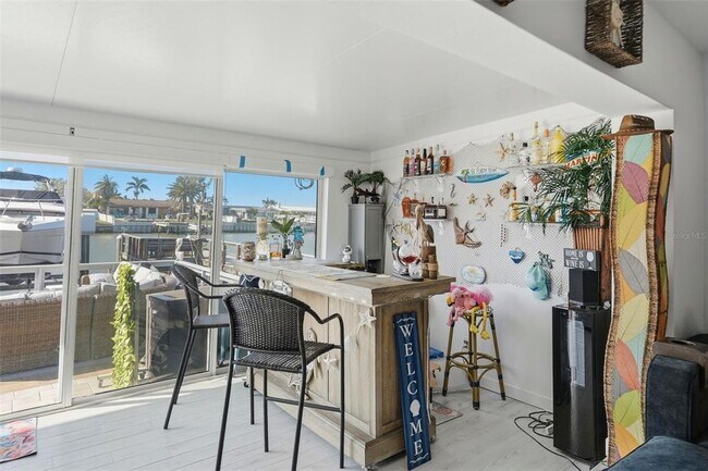 Building Photo - 573 Boca Ciega Point Blvd N