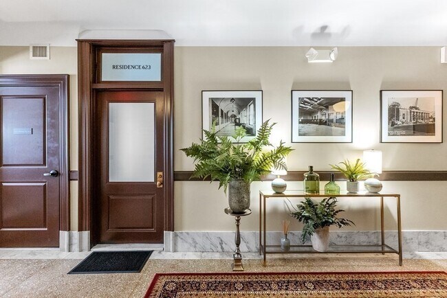 Building Photo - 6 Main St Ext