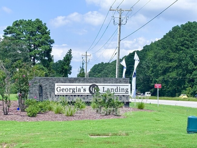 Building Photo - 211 Central Townes Wy