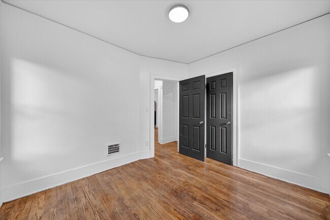 Building Photo - 16890 Stoepel St