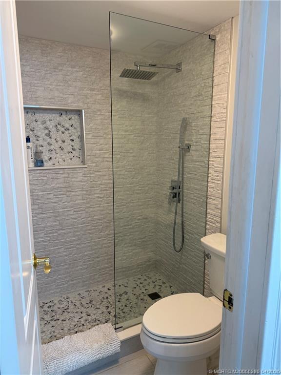 Building Photo - 1950 SW Palm City Rd