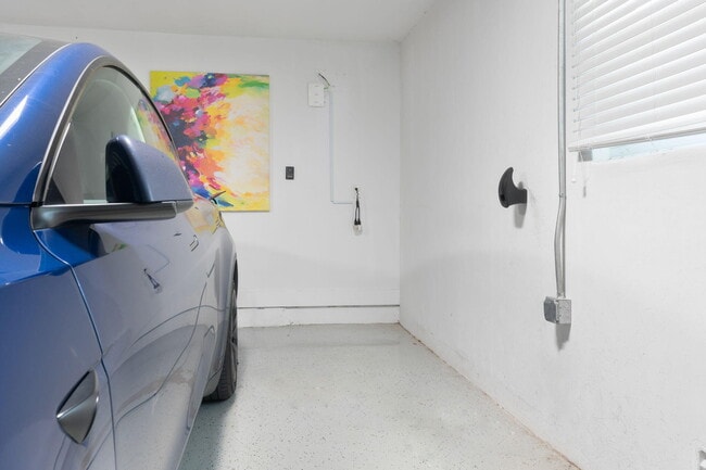 Building Photo - 20202 Back 9 Dr