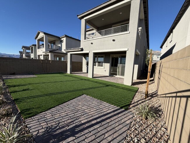 Building Photo - 544 Clover Bar Ln