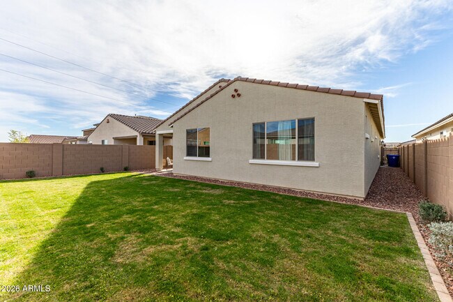 Building Photo - 16780 W Cameron Dr