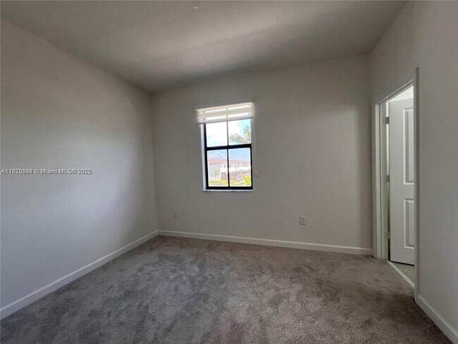 Building Photo - 12860 SW 232nd Ter