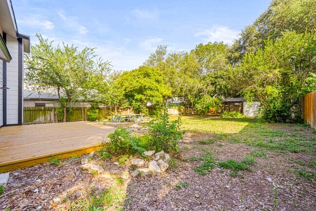 Building Photo - BEAUTIFUL HOUSE FOR RENT NEAR 1604 W/ GUIL...