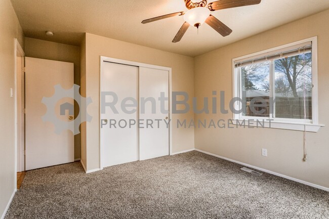 Building Photo - !!!PRICE IMPROVMENT!!! CALL US TODAY AT (5...