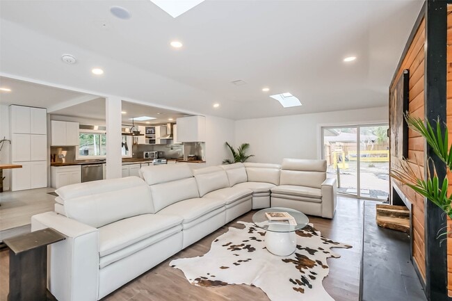 Building Photo - 7810 Nairn St