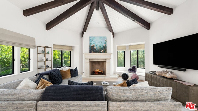 Building Photo - 28820 Grayfox St