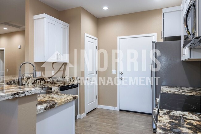 Building Photo - 9301 W Century Dr