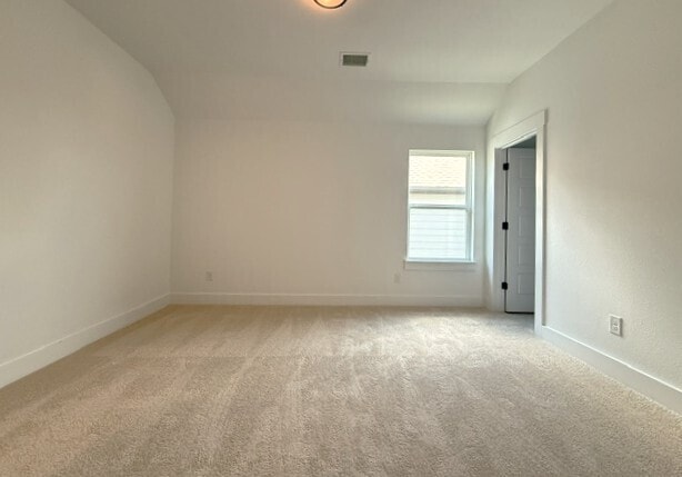 Building Photo - Brand New Home 5 bedroom, 4 bath with loft
