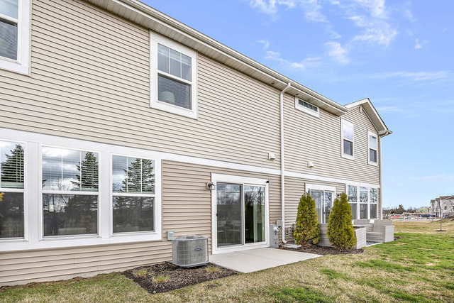 Building Photo - 2824 Kessler Dr