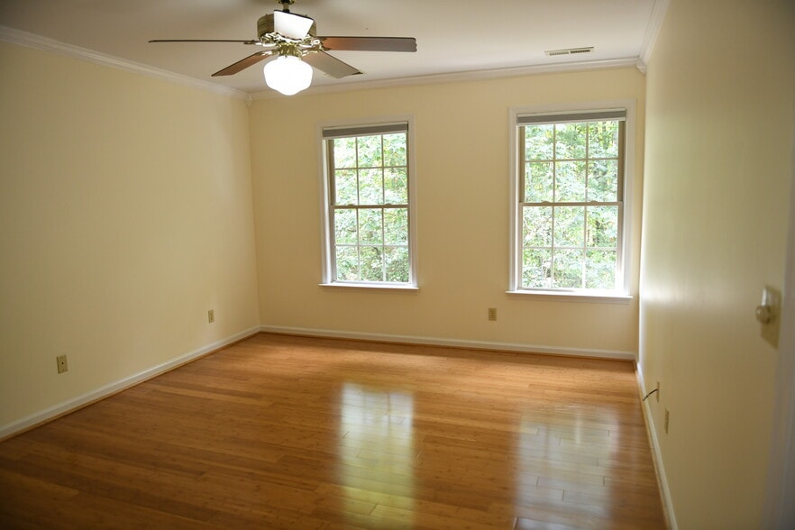 Second bedroom - 19295 Briar Patch Dr