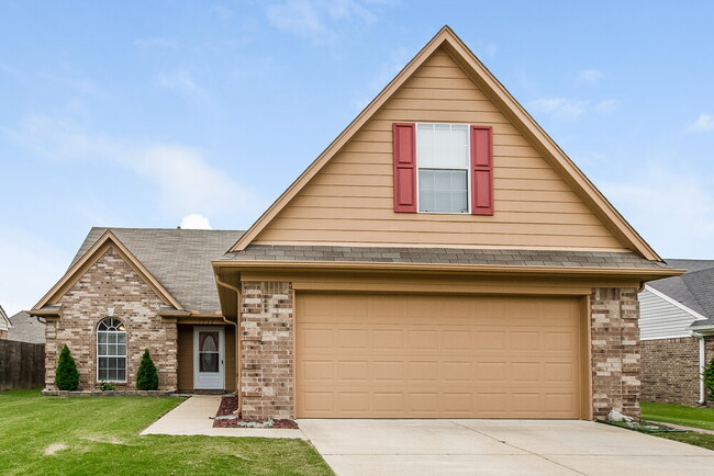 Building Photo - 5733 Fawn Dr