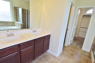 Building Photo - 30603 Gardenia Trace Dr