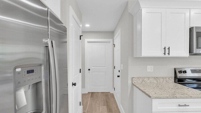 Building Photo - New construction home in beautiful Dunlap