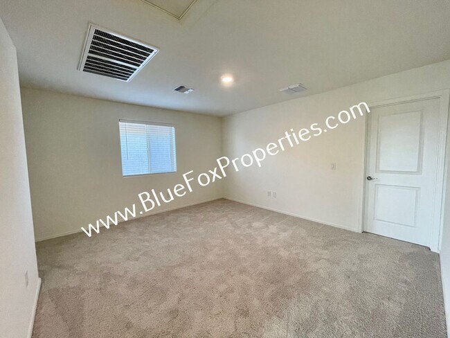 Building Photo - 12854 N Peony Dr