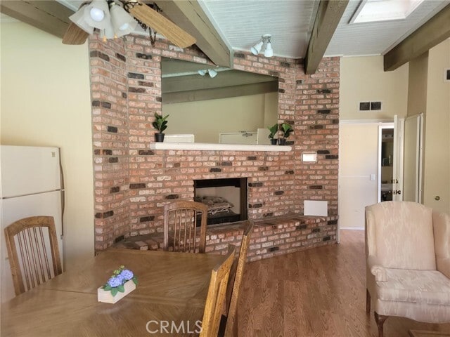 Building Photo - 147 S Poplar Ave