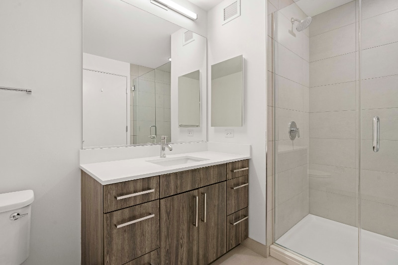 Building Photo - 814 S Michigan Ave