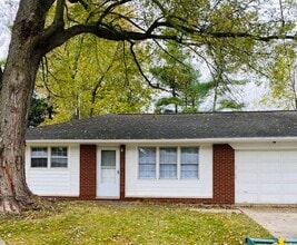 Building Photo - 3454 Woodmar Ct