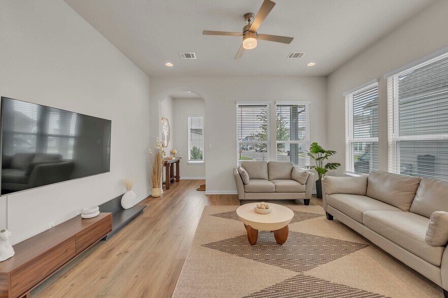 Building Photo - 8616 Torrita Dr