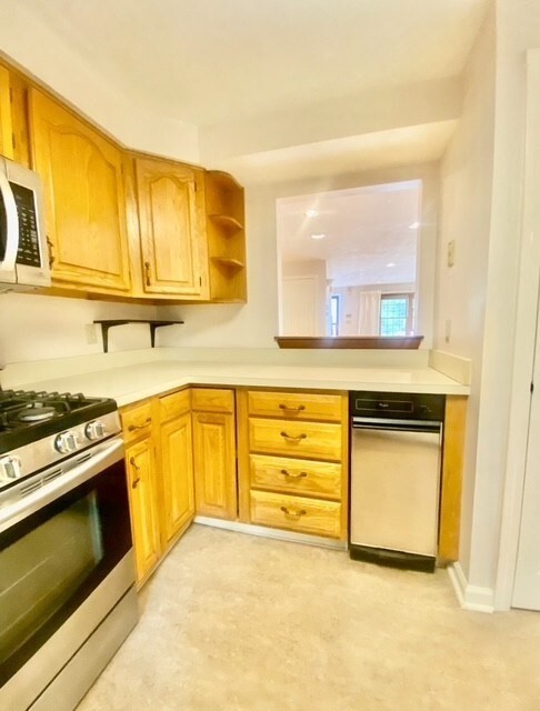 Building Photo - 43 Merrymount Rd