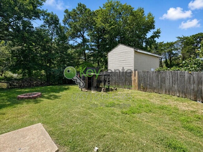 Building Photo - 22 Banister Dr