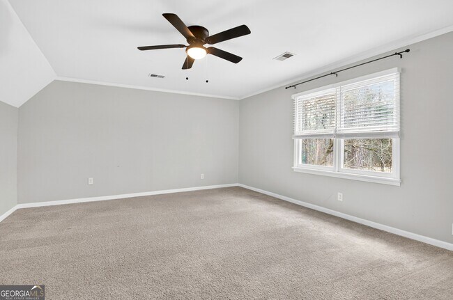 Building Photo - 104 Timber Walk