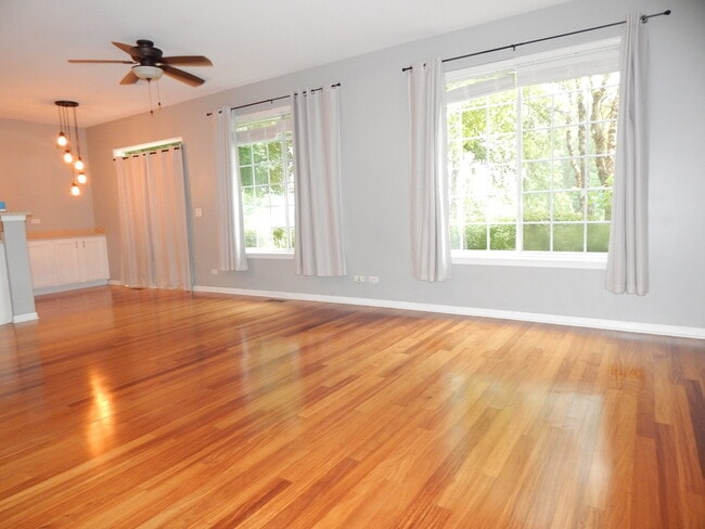 Building Photo - 5612 Wildspring Dr