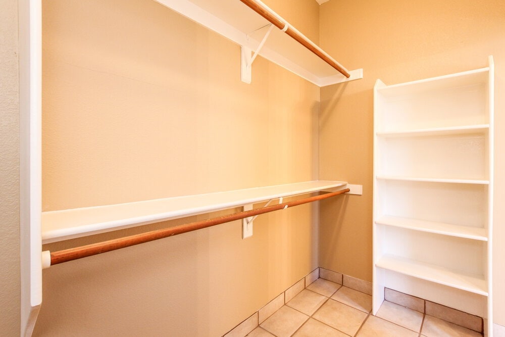 Building Photo - 2575 S 159th Ave