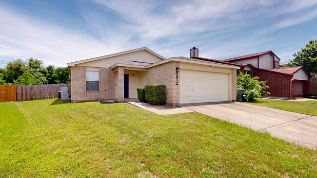 Building Photo - Great location in Killeen, TX Cozy and well maintained house