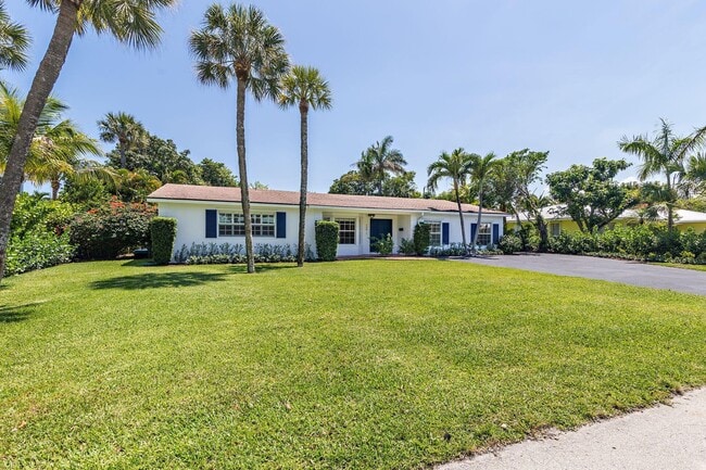 Building Photo - 120 Miramar Way