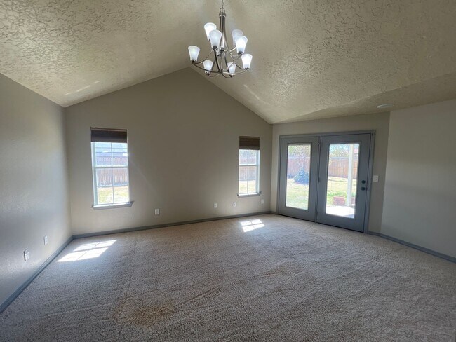 Building Photo - 3709 Benjamin Davis Dr
