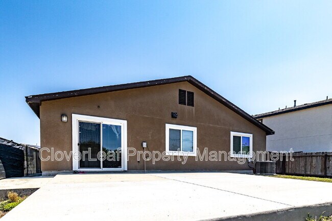 Building Photo - 10423 Legacy Cv
